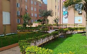 Apartamento térreo 2 quartos de casal